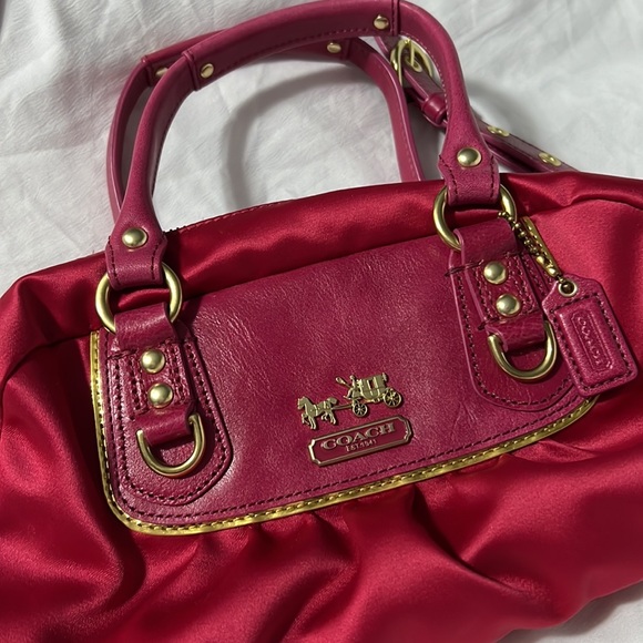 COACH Amanda Magenta Silk Satin Mini Satchel Shoulder Bag Handbag 12927 Barbie - Picture 2 of 7